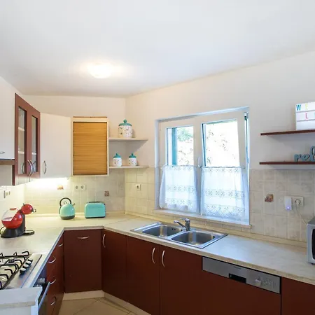 Villa Lapis Vis *