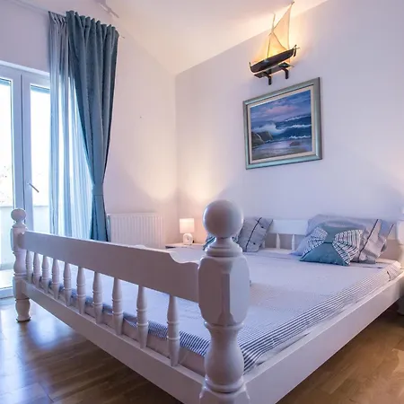 Lapis Vis Villa Rukavac (Vis)